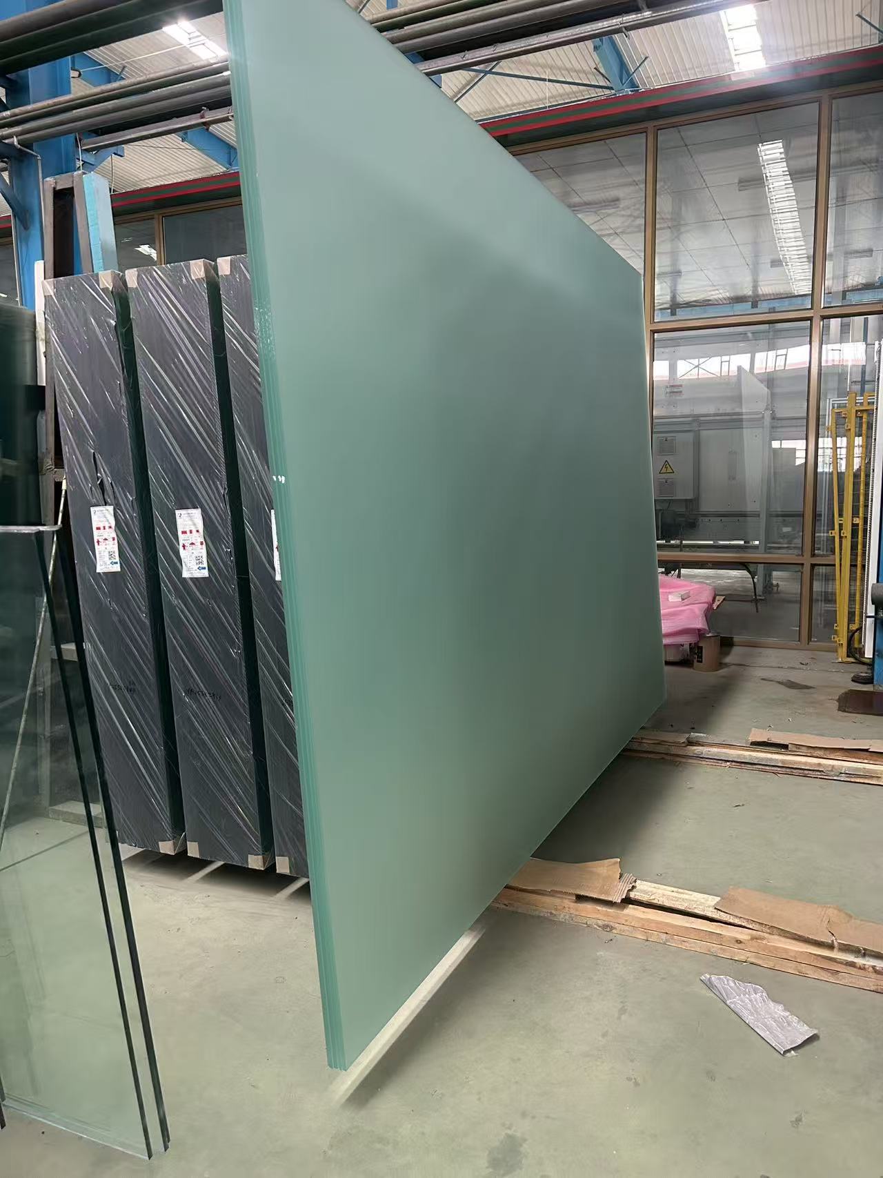 桂林市钢化玻璃建筑幕墙玻璃生产基地 - 厂家